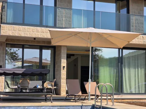 Rent, house, 250m², Višnjevo, Kotor - image 17