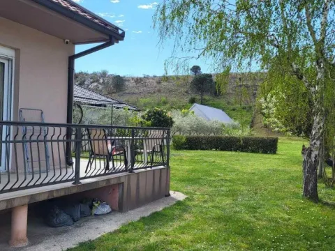 Rent, house, 100m², Gornja Gorica, Podgorica - image 16