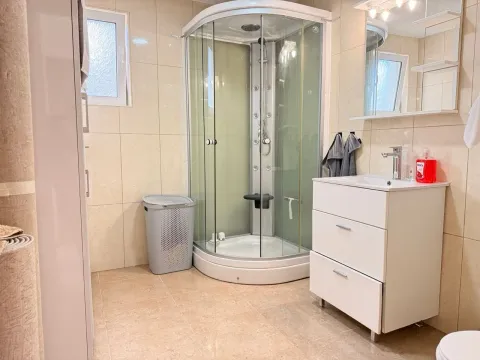 Prodaja, kuća, 207m², Pečurice, Bar - image 4