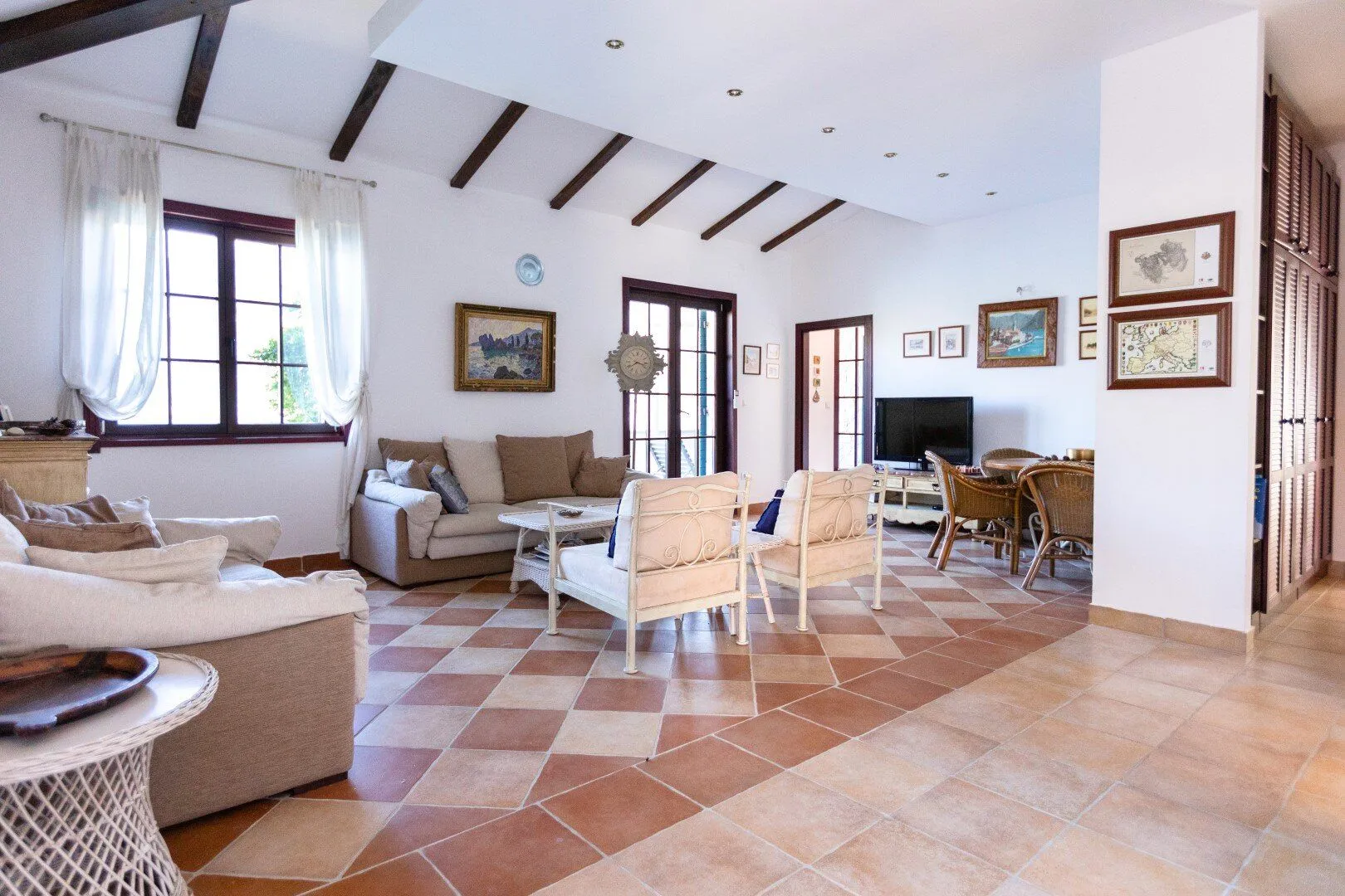 Prodaja, dvosoban stan, 101m², Kostanjica, Kotor