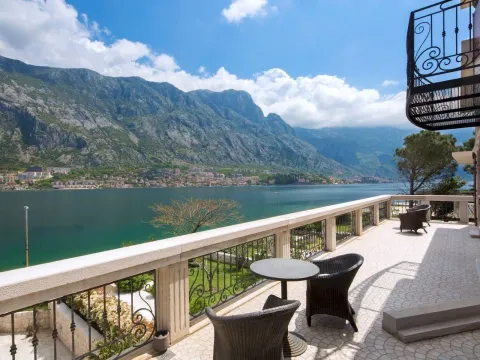 Prodaja, kuća, 497m², Prčanj, Kotor - image 14