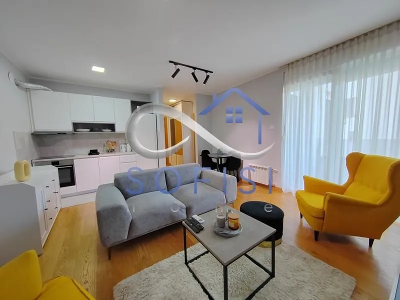 Prodaja, jednosoban stan, 48m², Centar, Novi Sad