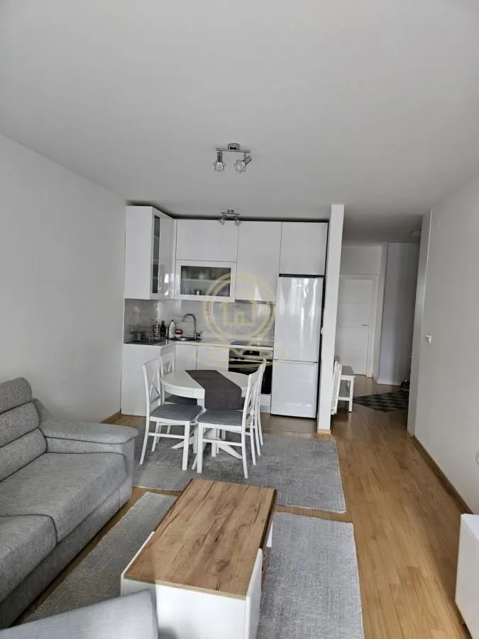 Rent, three bedroom apartment, 56m², Zemun Cara Dušana, Zemun Sve Podlokacije
