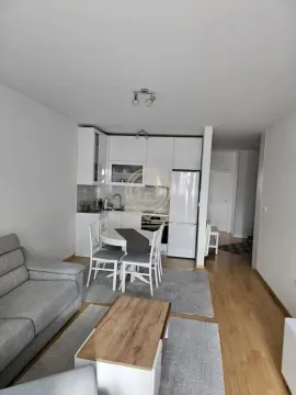 Rent, three bedroom apartment, 56m², Zemun Cara Dušana, Zemun Sve Podlokacije - image 3