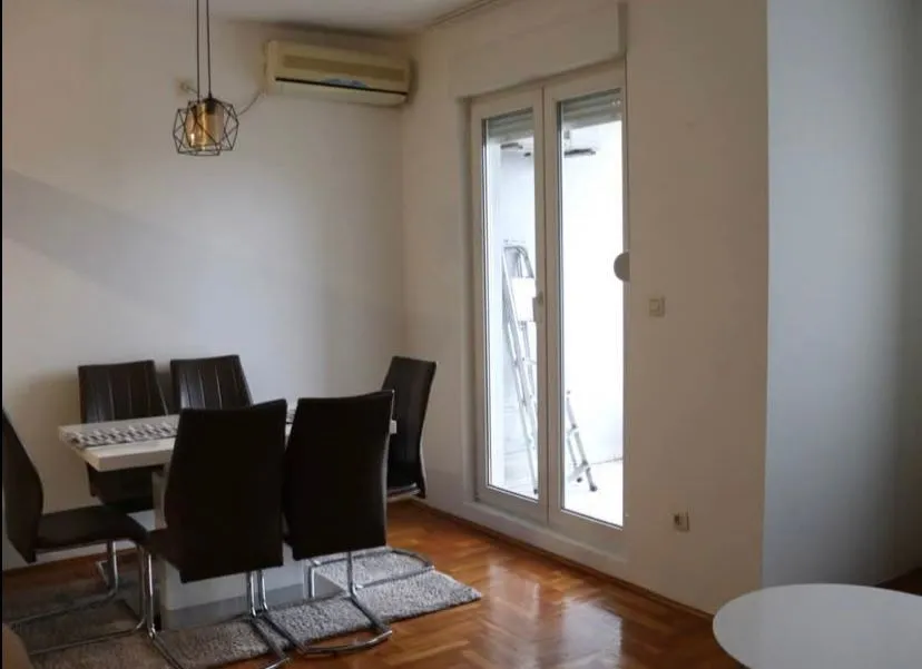 Rent, one bedroom apartment, 48m², Stari Aerodrom, Podgorica