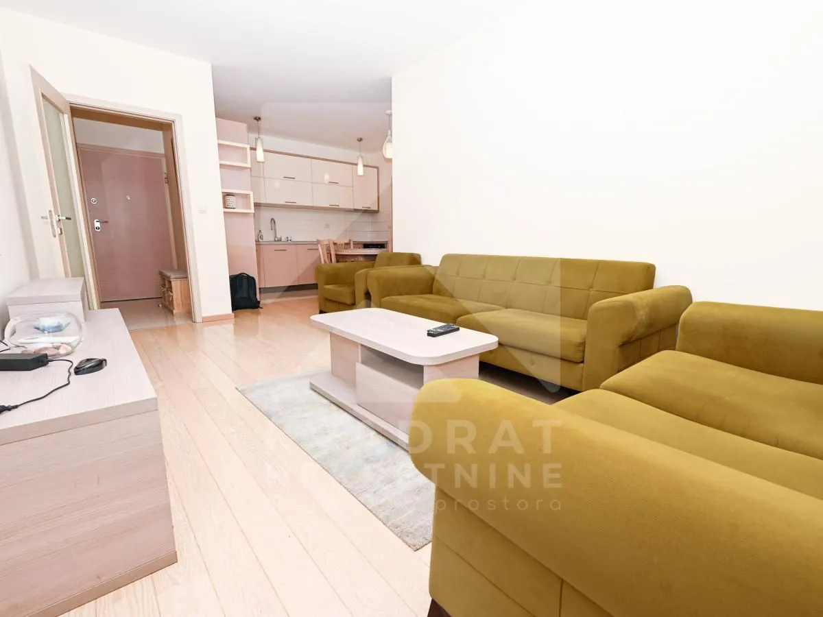 Rent, two bedroom apartment, 72m², City Kvart, Podgorica