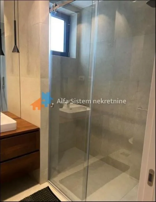 Rent, four bedroom apartment, 112m², Stari Grad, Beograd