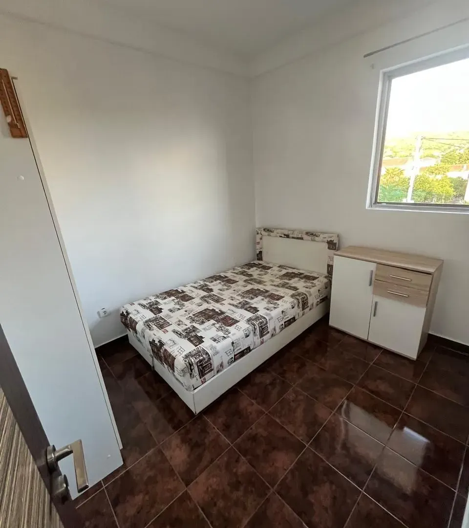 Prodaja, jednosoban stan, 33m², Zlatica, Podgorica