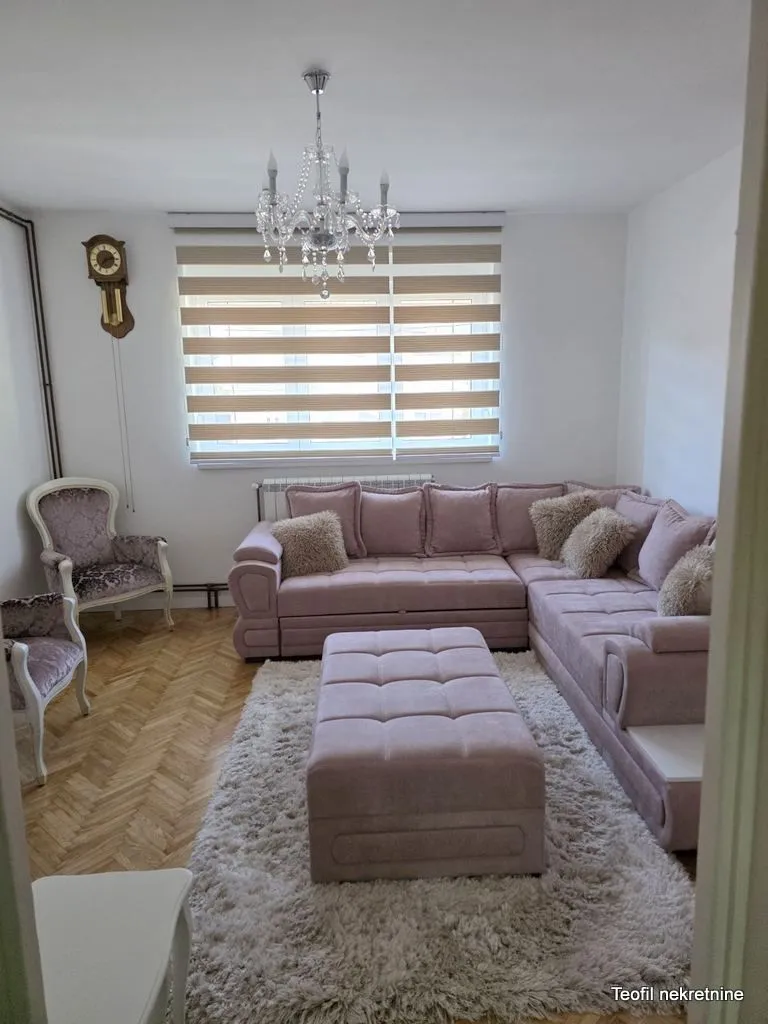 Prodaja, kuća, 150m², Zemun Save Kovačevića, Zemun Sve Podlokacije