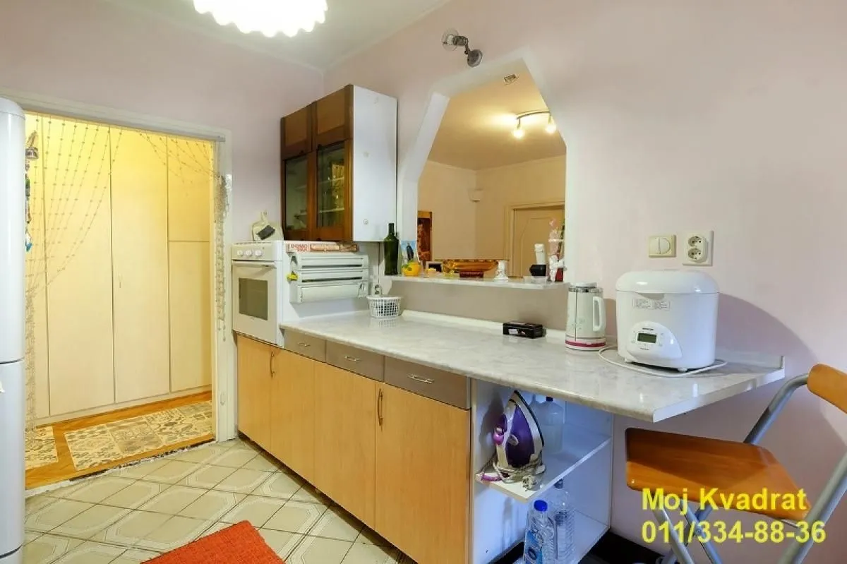 Sale, two bedroom apartment, 65m², Južni Bulevar, Vračar Sve Podlokacije