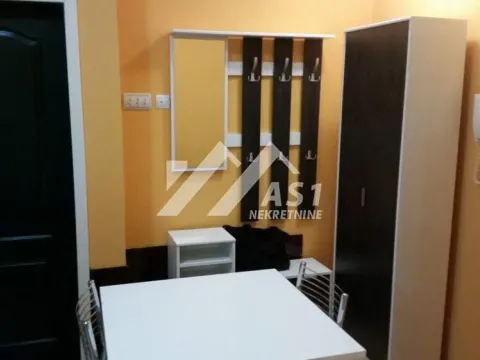 Rent, one bedroom apartment, 31m², Rotkvarija, Novi Sad Sve Podlokacije - image 5