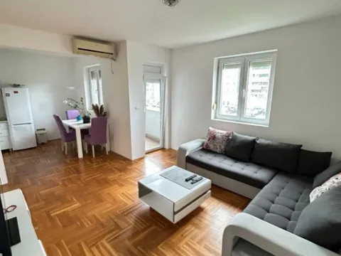 Izdavanje, jednosoban stan, 52m², 1 maj, Podgorica - image 3