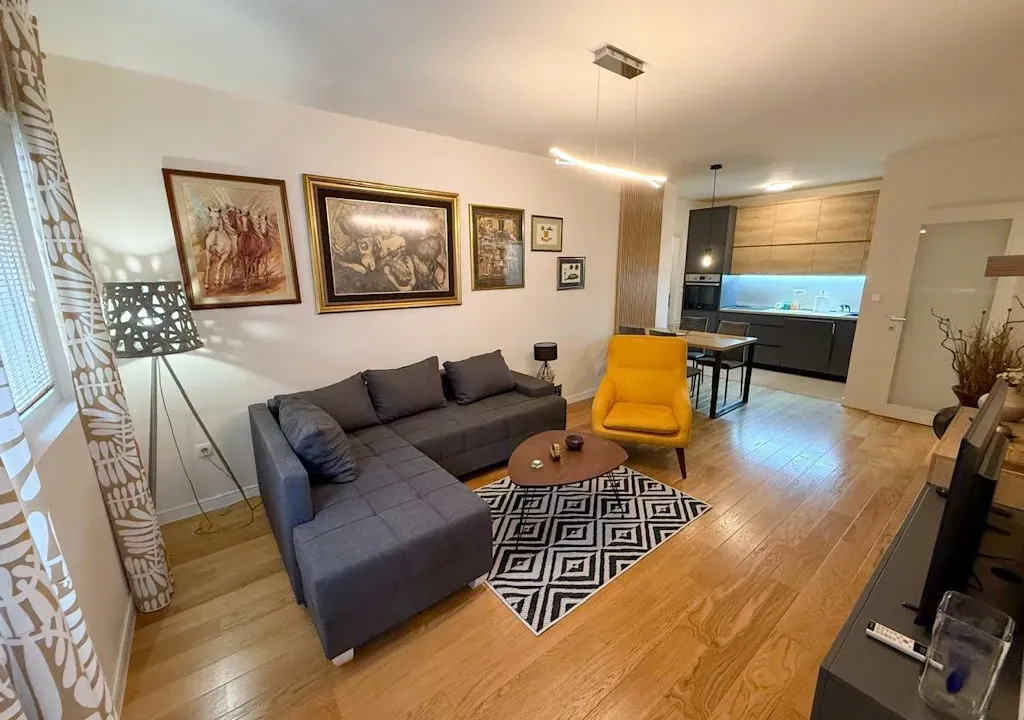 Rent, one bedroom apartment, 49m², Central Point, Podgorica