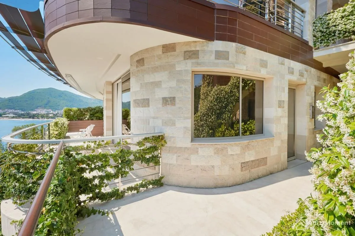 Prodaja, dvosoban stan, 125m², Centar, Budva