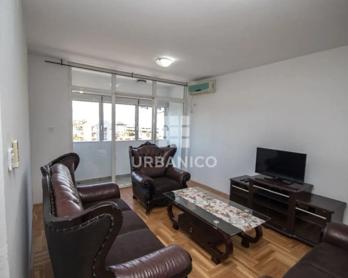Izdavanje, dvosoban stan, 57m², Podgorica, Crna Gora