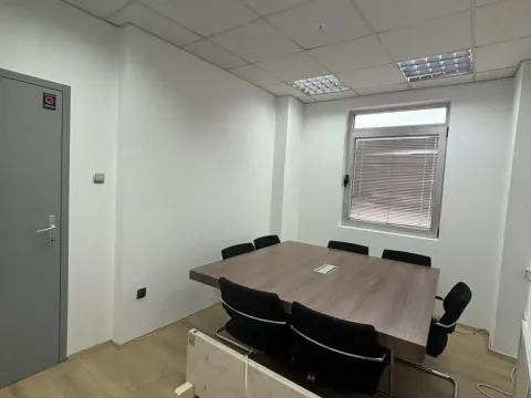 Izdavanje, poslovni prostor, 180m², Medijana, Niš - image 2