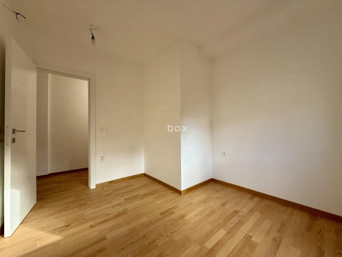 Prodaja, četvorosoban stan, 83m², Medijana, Niš