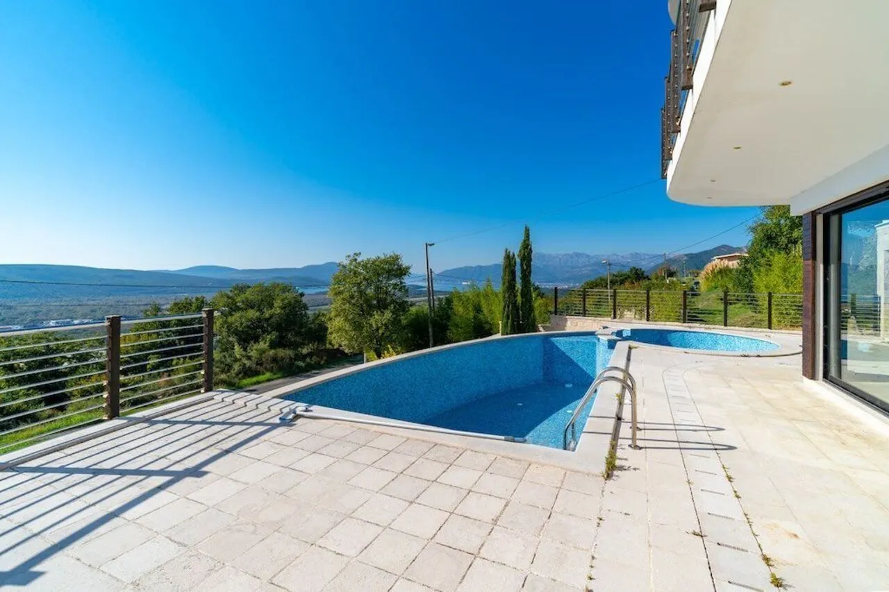 Sale, house, 310m², Dub, Kotor