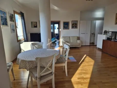Stan in Palilula Sve Podlokacije