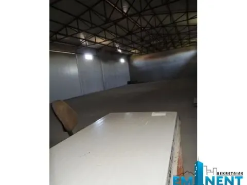 Izdavanje, poslovni prostor, 550m², Bežanijska Kosa Sve Podlokacije, Beograd - image 2