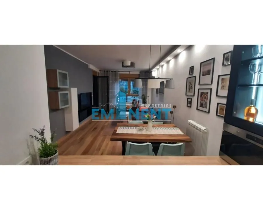 Izdavanje, dvosoban stan, 54m², Novi Beograd Blok 65, Novi Beograd Sve Podlokacije