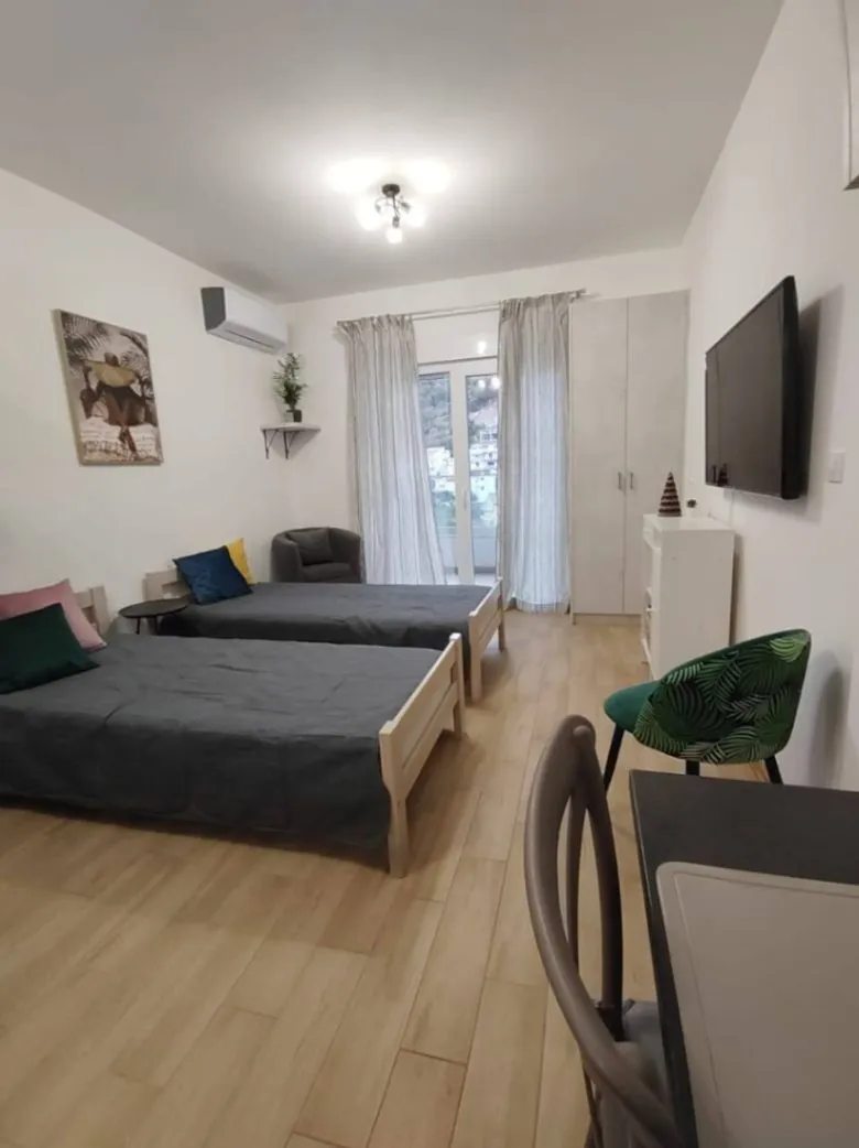 Rent, studio apartment, 35m², Budva, Crna Gora