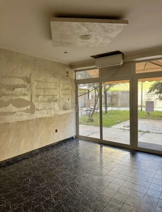 Izdavanje, poslovni prostor, 33m², Centar, Podgorica