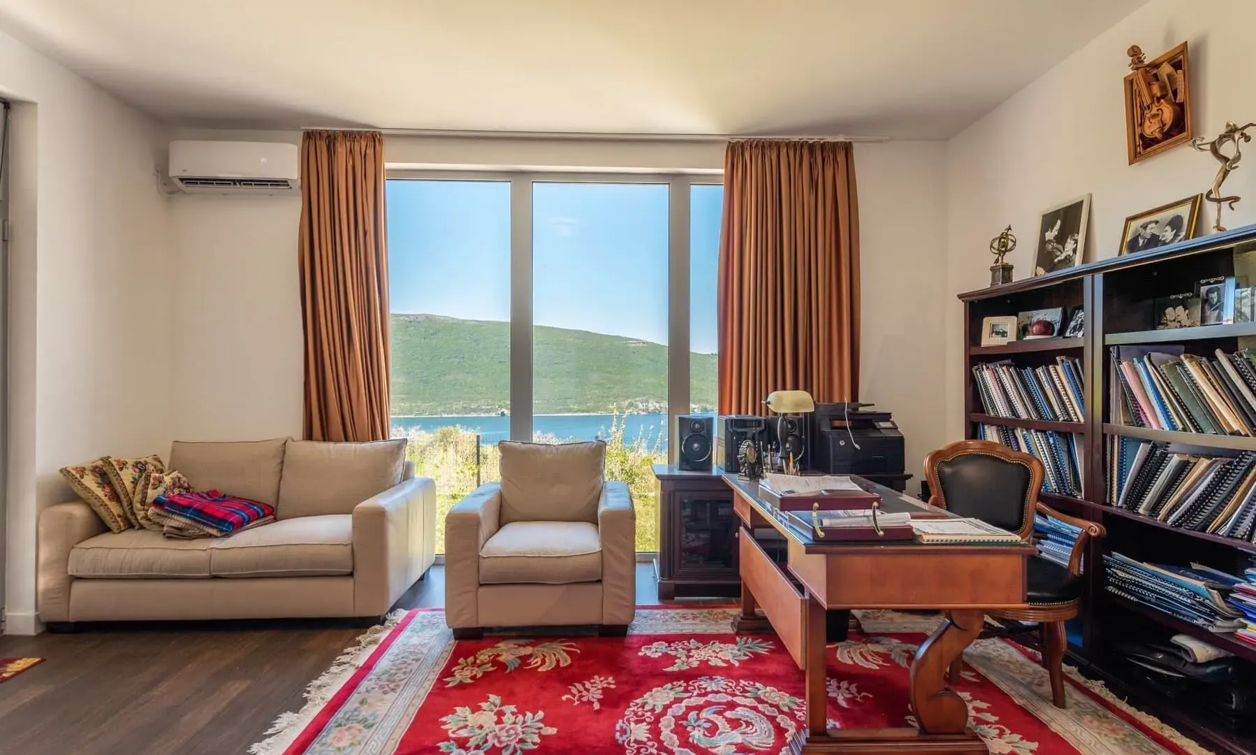 Sale, house, 296m², Kotor, Crna Gora