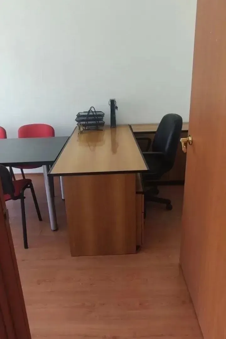 Rent, office space, 28m², Stari Aerodrom, Podgorica