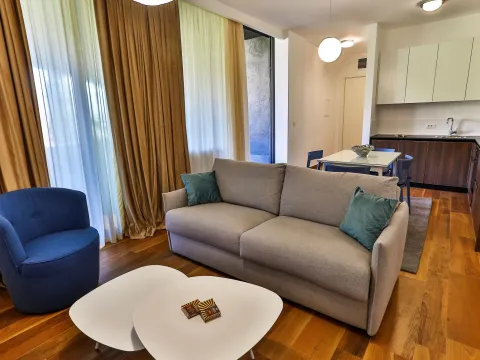 Rent, two bedroom apartment, 132m², Centar, Budva - image 10