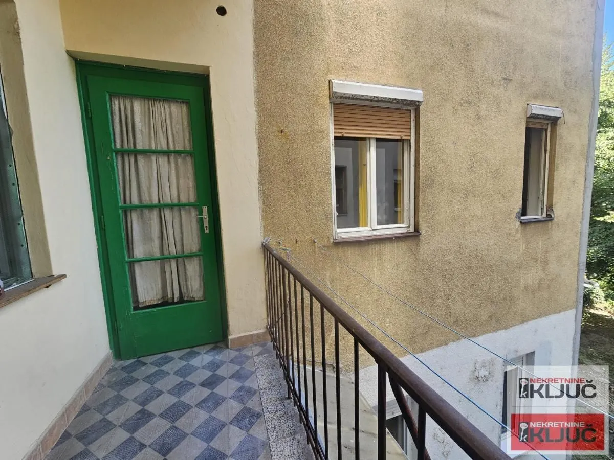 Izdavanje, garsonjera, 24m², Centar, Novi Sad