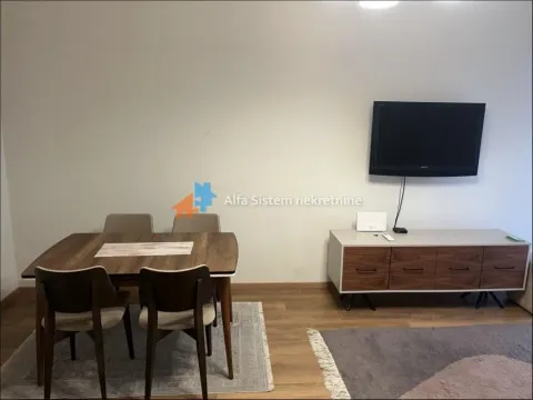 Rent, two bedroom apartment, 40m², Stari Grad, Beograd - image 2