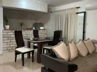 Izdavanje, trosoban stan, 100m², Mrčevac, Tivat - image 6