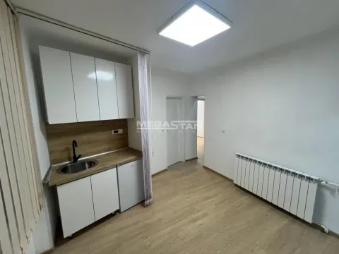 Rent, three bedroom apartment, 72m², Stari Grad, Beograd - image 13