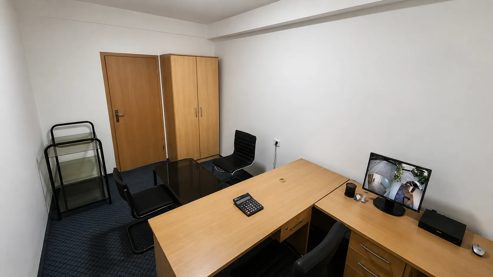 Rent, office space, 110m², Stari Aerodrom, Podgorica