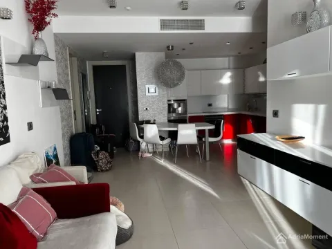 Sale, two bedroom apartment, 94m², Centar, Budva - image 7