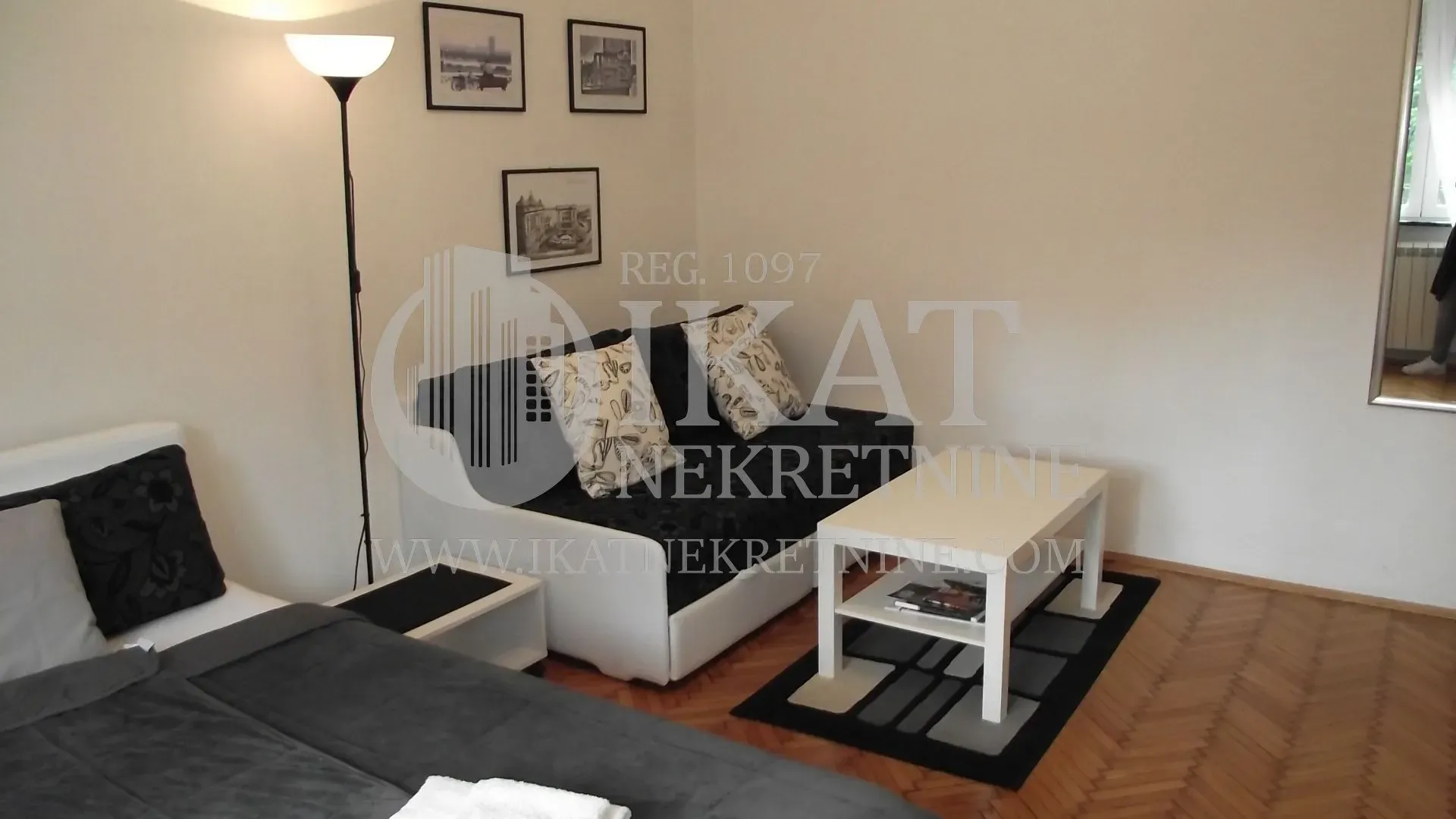 Izdavanje, stan, 25m², Stari Grad, Beograd