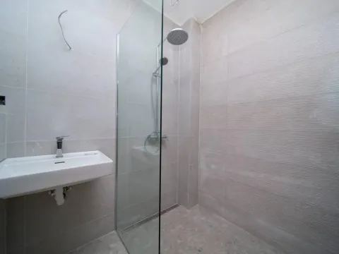 Prodaja, dvosoban stan, 90m², Mrčevac, Tivat - image 7