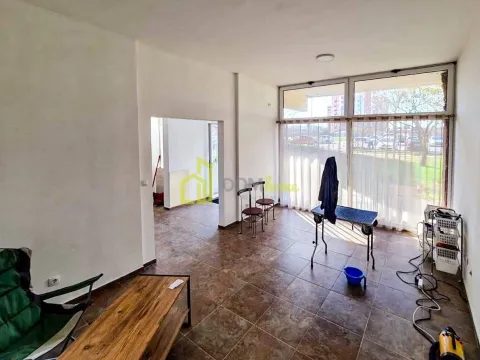 Sale, office space, 118m², Tuški Put, Podgorica - image 10