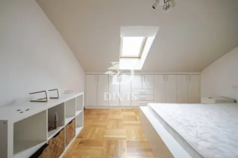 Izdavanje, trosoban stan, 85m², Južni Bulevar, Vračar Sve Podlokacije - image 12