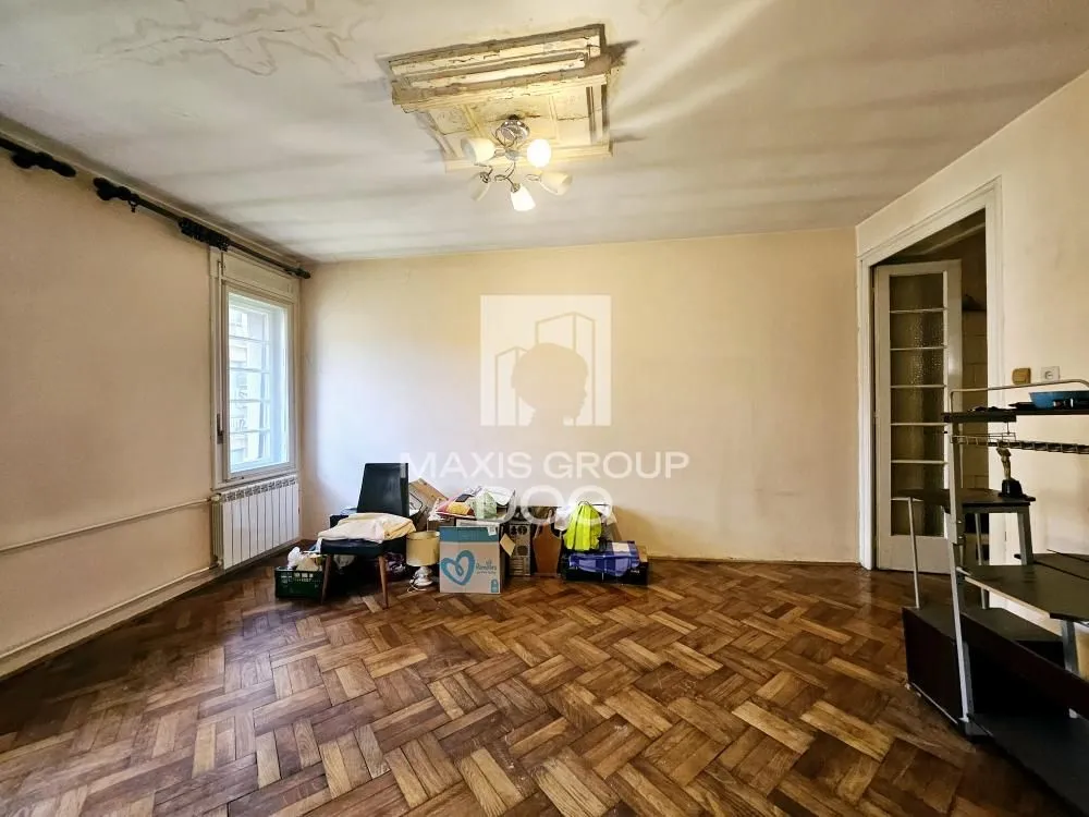 Prodaja, trosoban stan, 77m², Stari Grad, Beograd