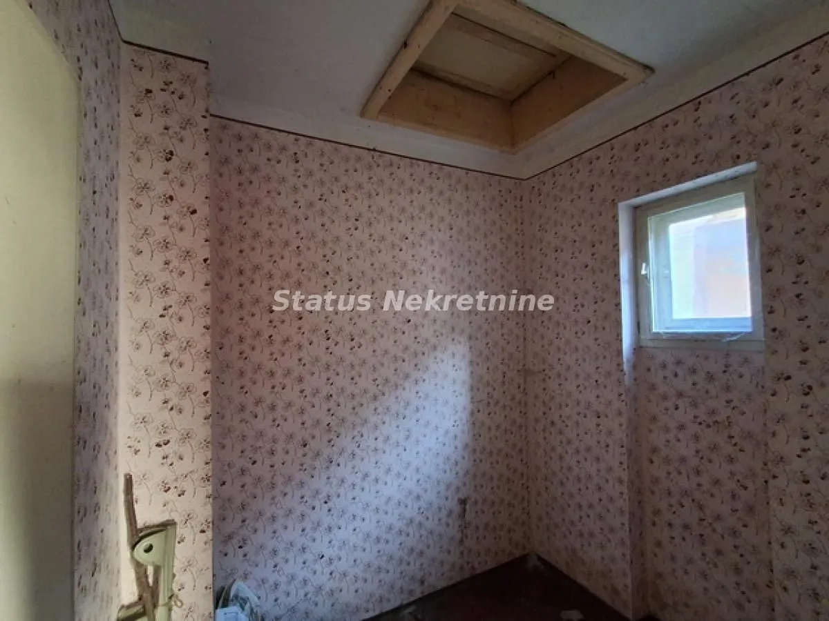 Prodaja, kuća, 250m², Novi Sad, Srbija