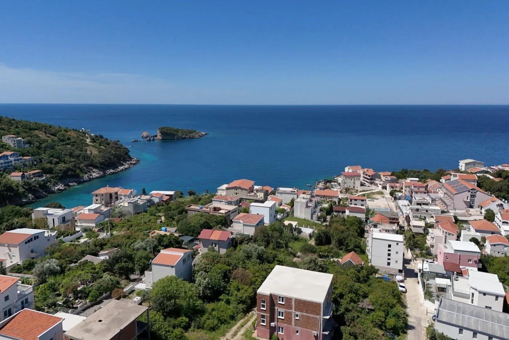 Prodaja, kuća, 272m², Utjeha, Bar