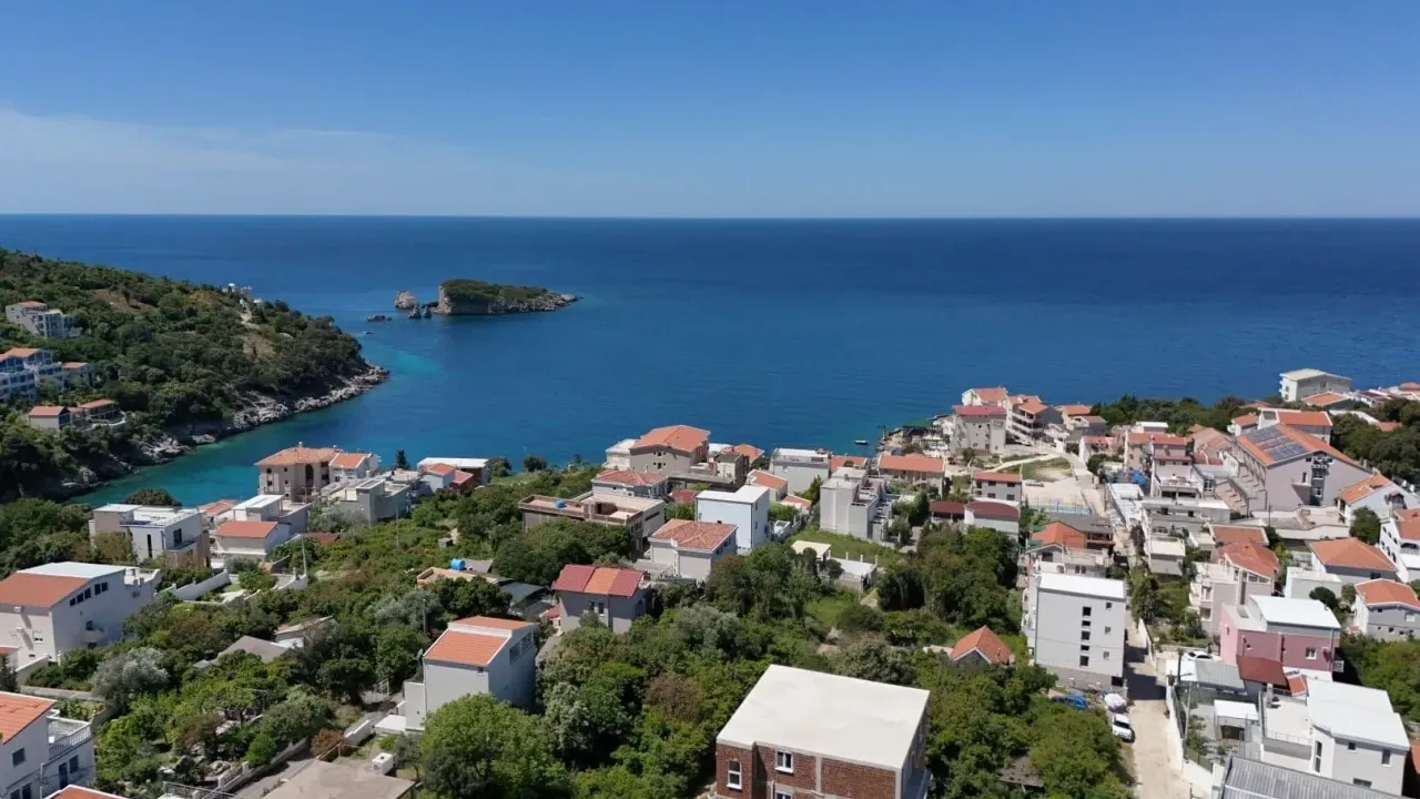 Sale, house, 272m², Utjeha, Bar