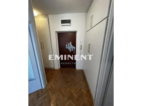 Izdavanje, dvosoban stan, 45m², Vračar Sve Podlokacije, Beograd - image 9