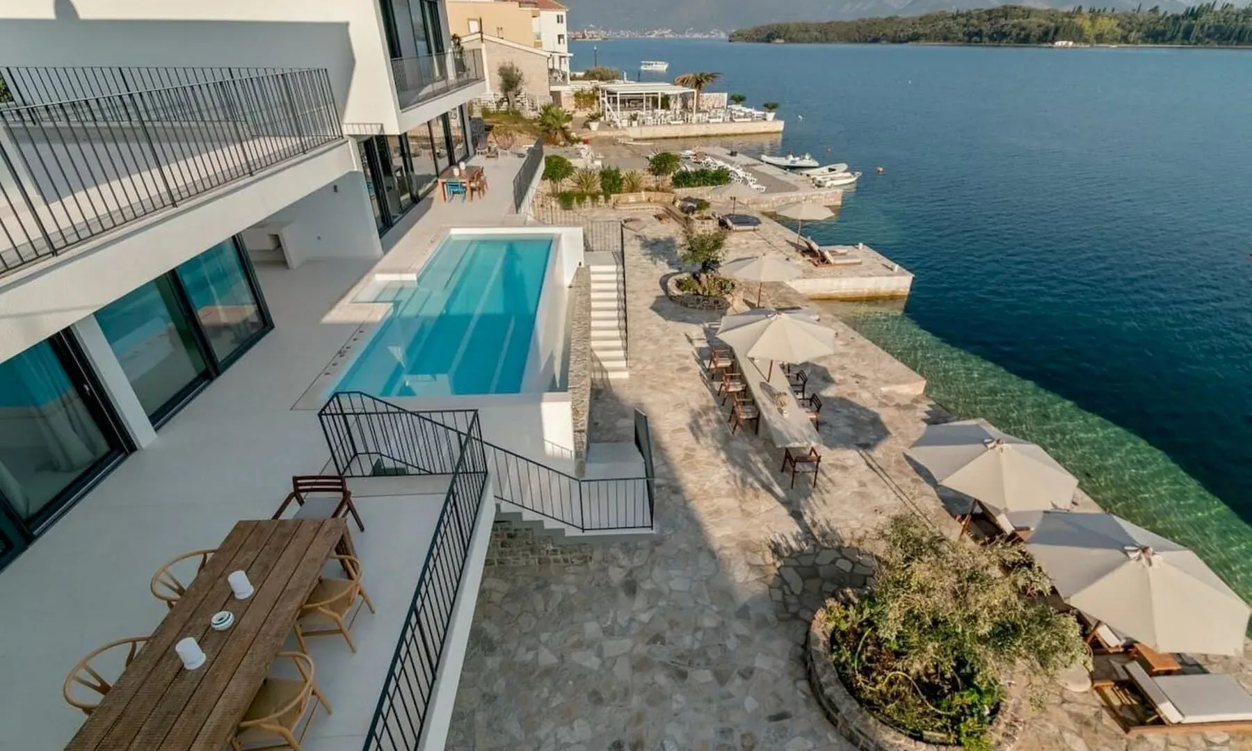 Prodaja, kuća, 676m², Tivat, Crna Gora