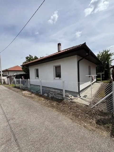 Prodaja, kuća, 80m², Batajnica, Beograd