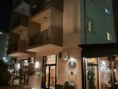 Izdavanje, trosoban stan, 95m², Blok 9, Podgorica - image 4