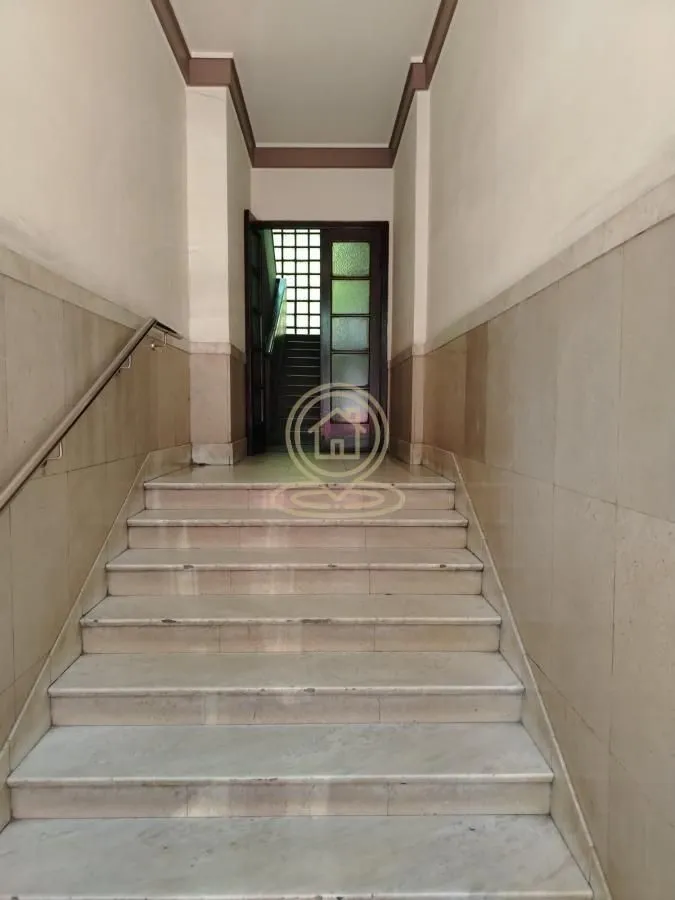 Prodaja, trosoban stan, 77m², Stari Grad, Beograd