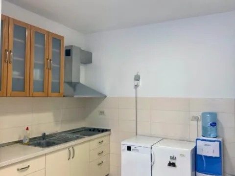 Rent, office space, 75m², City Kvart, Podgorica - image 2